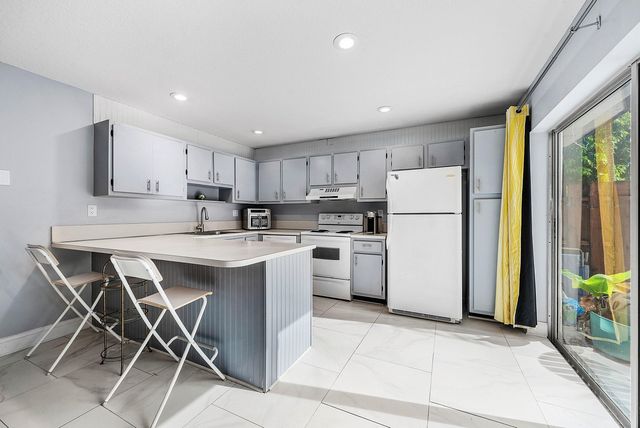 2616 SE 5TH Circle D, Boynton Beach, FL 33435