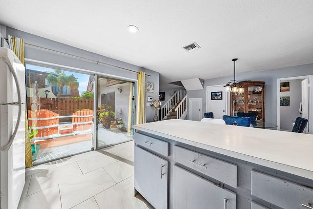 2616 SE 5TH Circle D, Boynton Beach, FL 33435