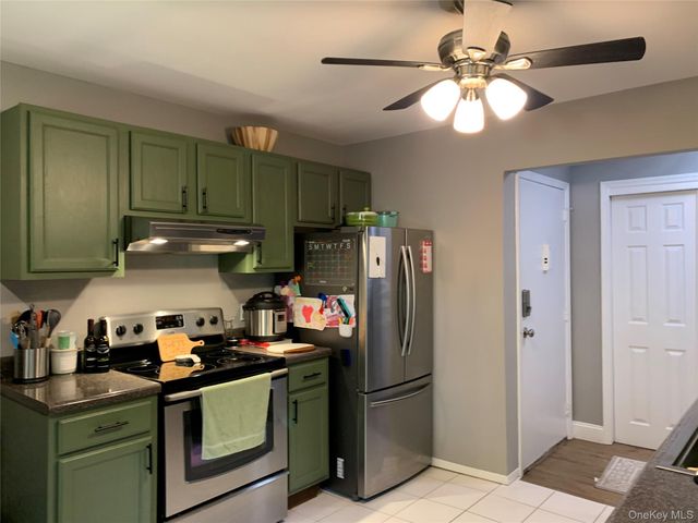 2449F Union 12B, Islip, NY 11751