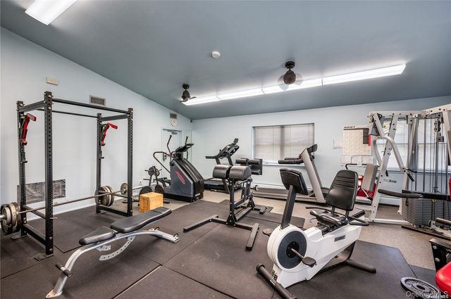 2449F Union 12B, Islip, NY 11751