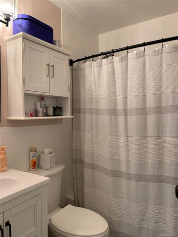 2449F Union 12B, Islip, NY 11751