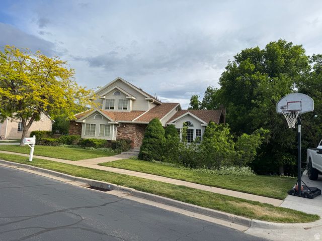2652 E 1600 N, Layton, UT 84040