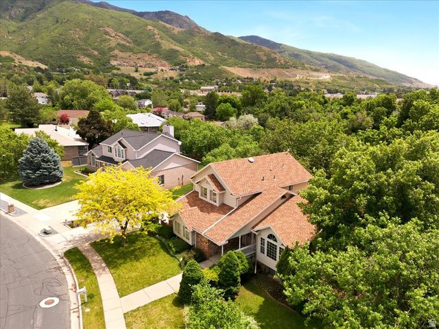 2652 E 1600 N, Layton, UT 84040