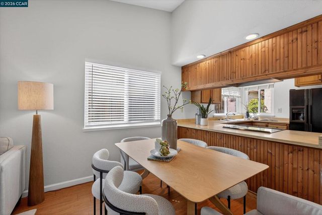 1040 Village Oaks, Martinez, CA 94553