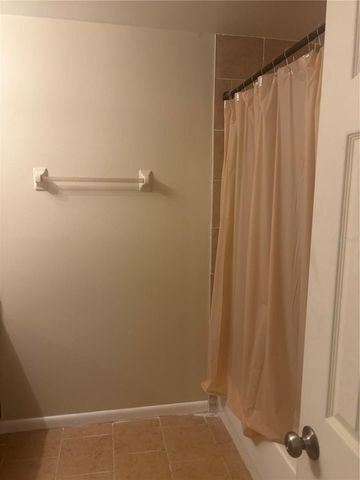 1320 MOUNTAINVIEW 1320, Tampa, FL 33612