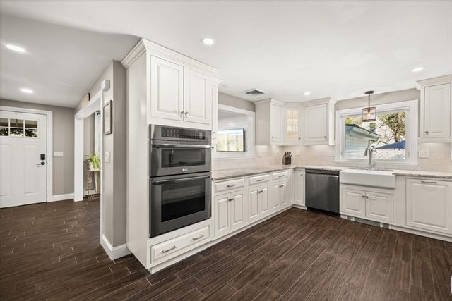 291 Caswell Street, Taunton, MA 02718