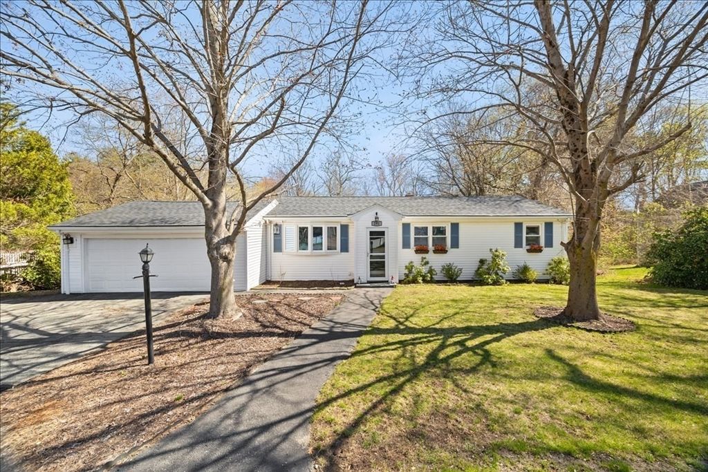291 Caswell Street, Taunton, MA 02718