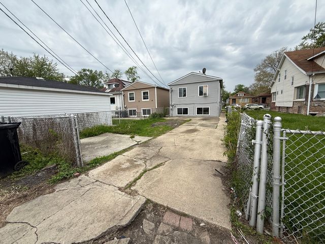 10211 S SANGAMON Street, Chicago, IL 60643
