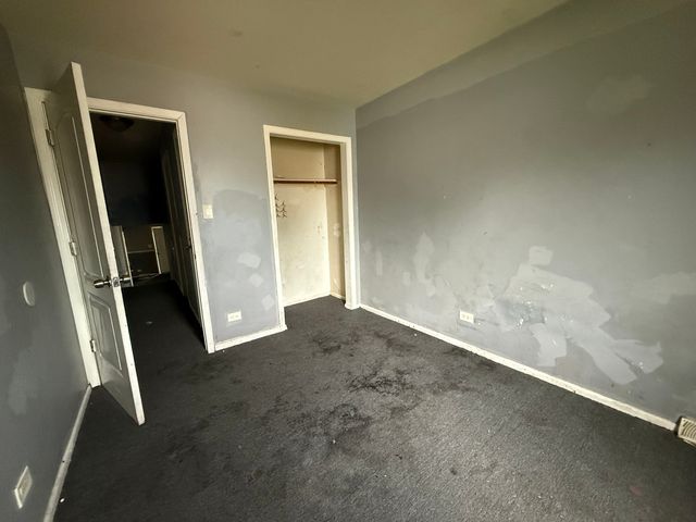 10211 S SANGAMON Street, Chicago, IL 60643