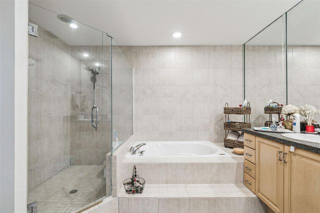 12946 88TH AVENUE, Seminole, FL 33776