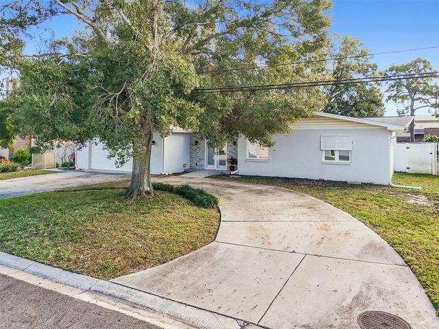 12946 88TH AVENUE, Seminole, FL 33776