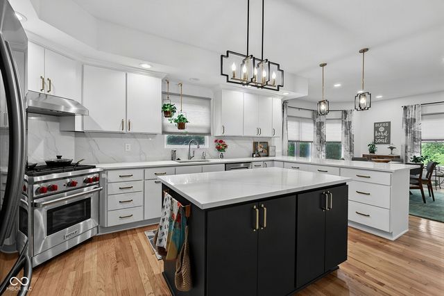 7721 Shagbark Court, Brownsburg, IN 46112