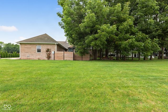 7721 Shagbark Court, Brownsburg, IN 46112