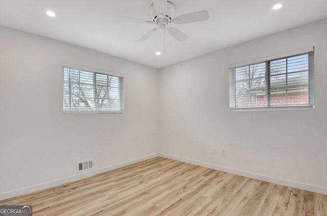 183 Pine Street NE, Fairburn, GA 30213