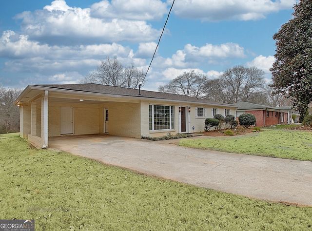 183 Pine Street NE, Fairburn, GA 30213