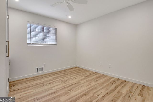 183 Pine Street NE, Fairburn, GA 30213