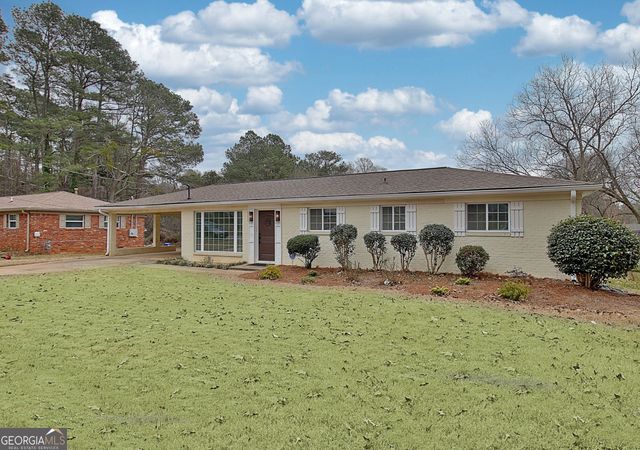 183 Pine Street NE, Fairburn, GA 30213
