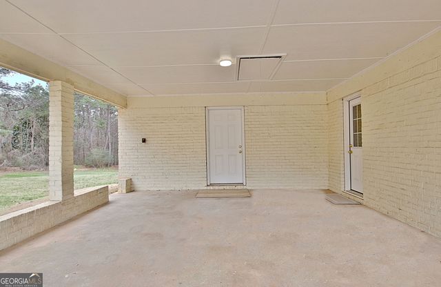 183 Pine Street NE, Fairburn, GA 30213