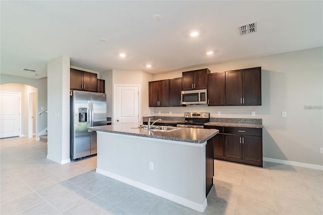 5012 WILD SENNA BOULEVARD, Tampa, FL 33619