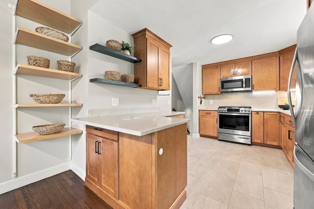 19 Berkeley Road, Framingham, MA 01701