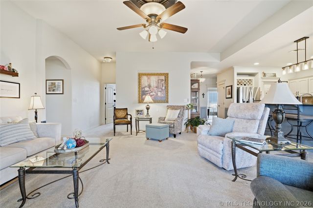 12202 E 70th Street North, Owasso, OK 74055