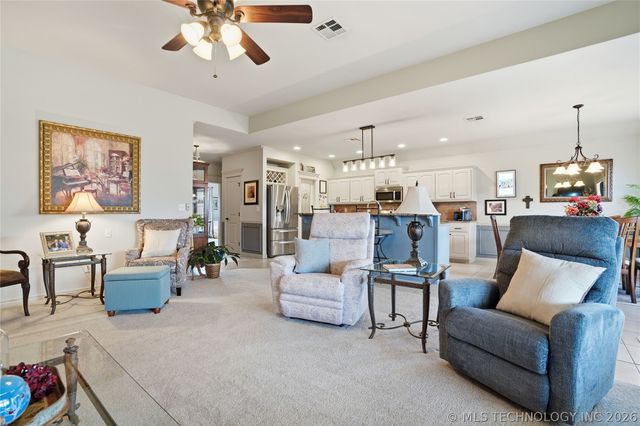 12202 E 70th Street North, Owasso, OK 74055