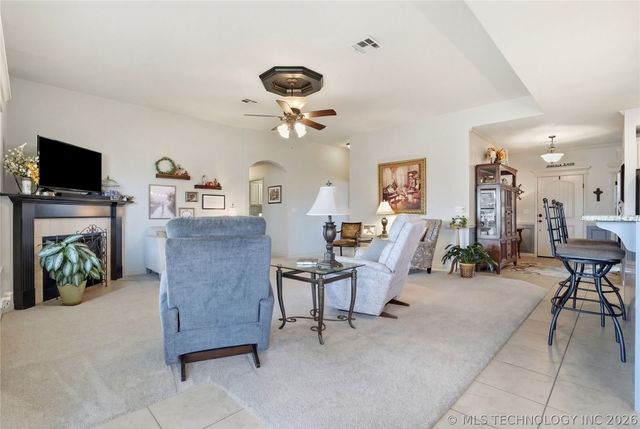 12202 E 70th Street North, Owasso, OK 74055