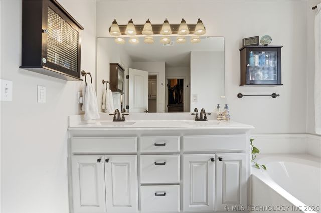 12202 E 70th Street North, Owasso, OK 74055