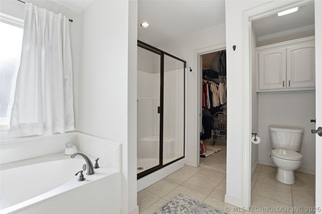 12202 E 70th Street North, Owasso, OK 74055