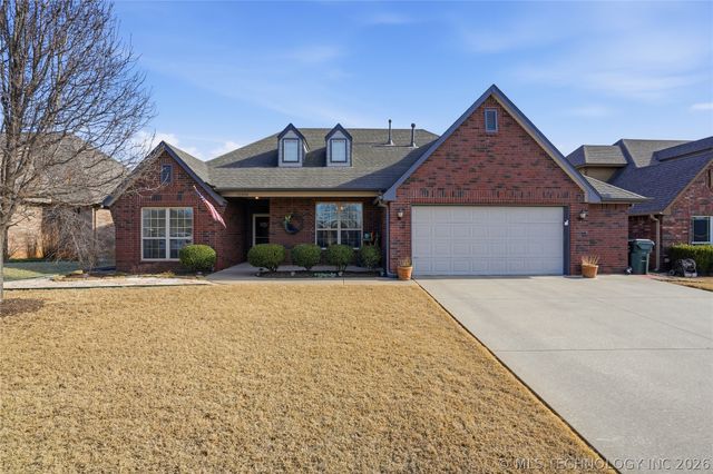 12202 E 70th Street North, Owasso, OK 74055