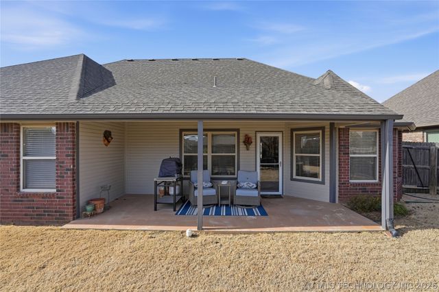 12202 E 70th Street North, Owasso, OK 74055