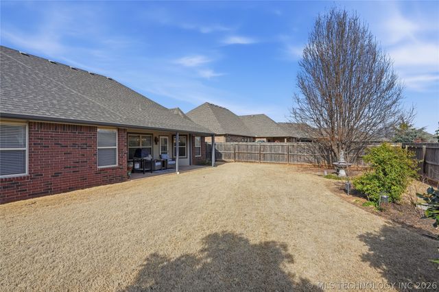12202 E 70th Street North, Owasso, OK 74055