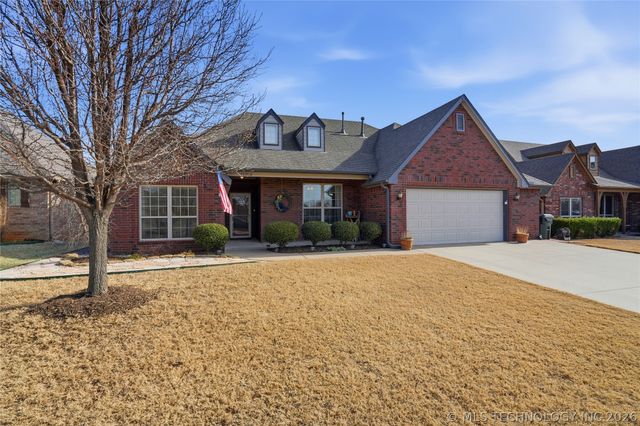 12202 E 70th Street North, Owasso, OK 74055
