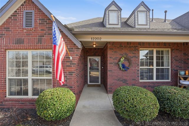 12202 E 70th Street North, Owasso, OK 74055
