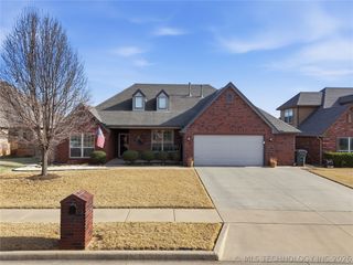 12202 E 70th Street North, Owasso, OK 74055