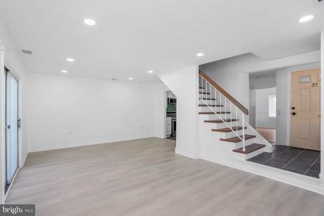 37 TEAL CT, East Windsor, NJ 08520