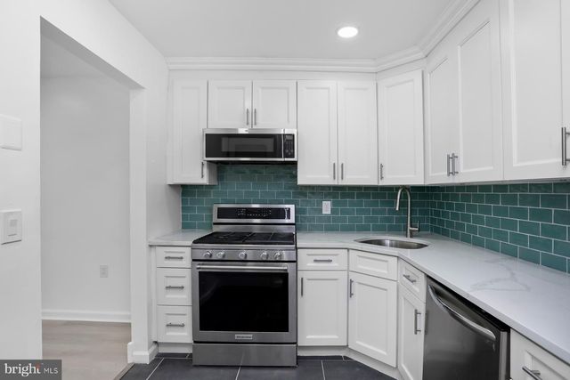 37 TEAL CT, East Windsor, NJ 08520