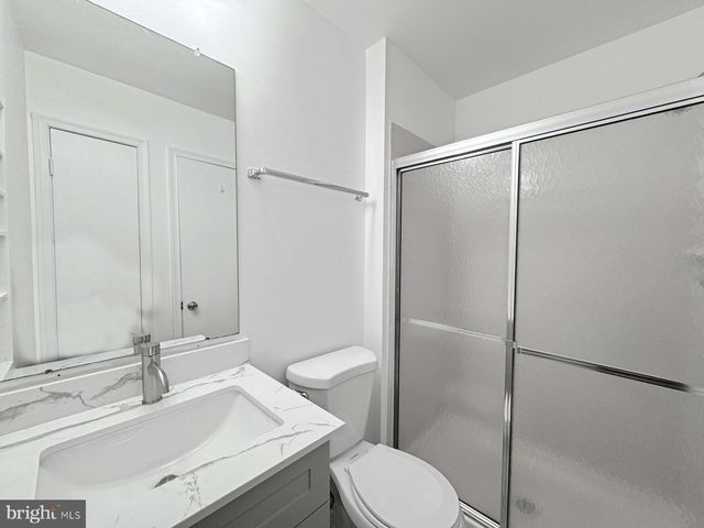 37 TEAL CT, East Windsor, NJ 08520
