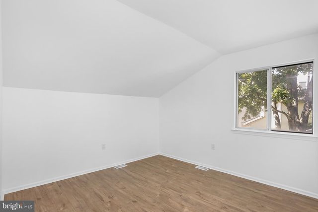 37 TEAL CT, East Windsor, NJ 08520