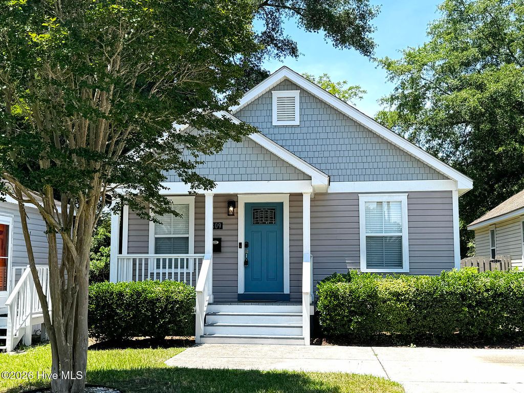 809 N 7th Street, Wilmington, NC 28401