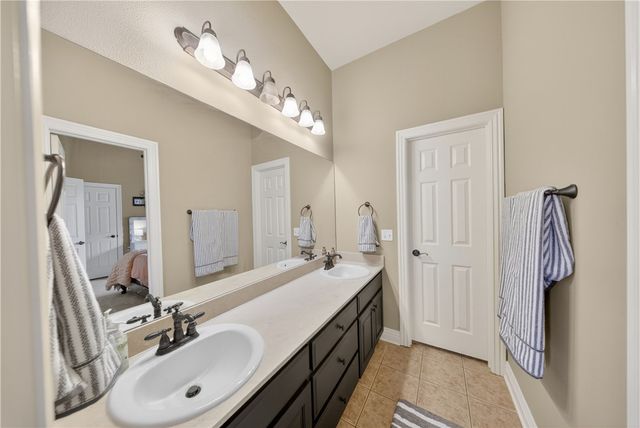 3504 SW Baybridge Cove, Bentonville, AR 72712