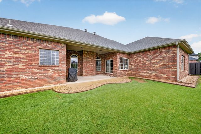 3504 SW Baybridge Cove, Bentonville, AR 72712