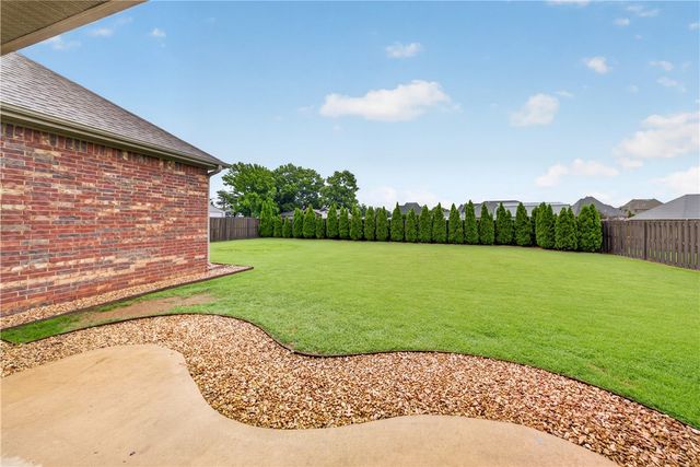 3504 SW Baybridge Cove, Bentonville, AR 72712