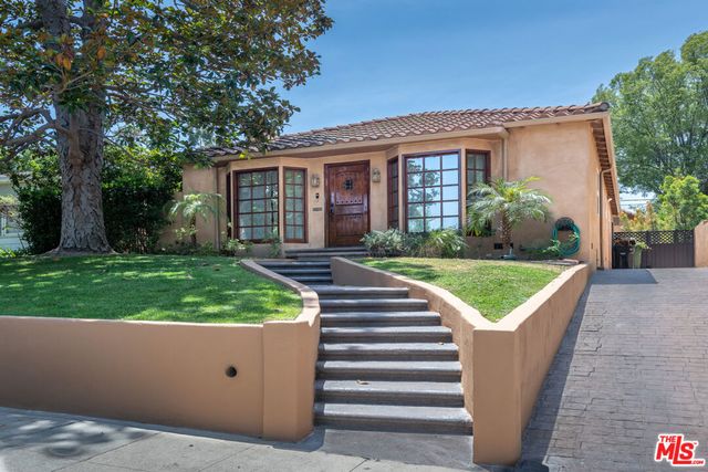 4167 Klump Avenue, North Hollywood, CA 91602