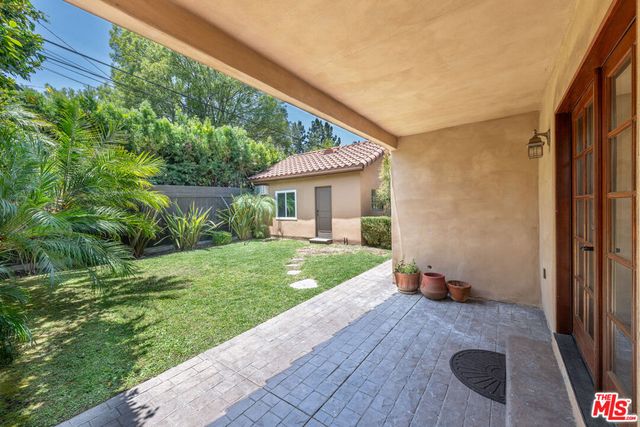 4167 Klump Avenue, North Hollywood, CA 91602
