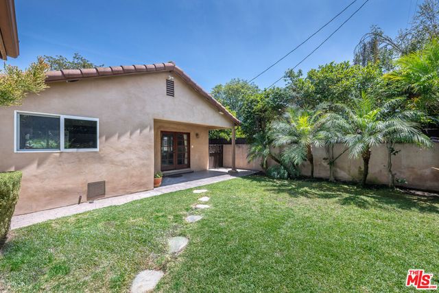 4167 Klump Avenue, North Hollywood, CA 91602