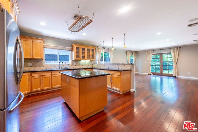 4167 Klump Avenue, North Hollywood, CA 91602