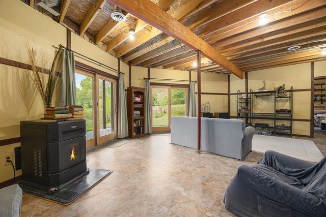 5957 S Landing Lane, Fremont, MI 49412