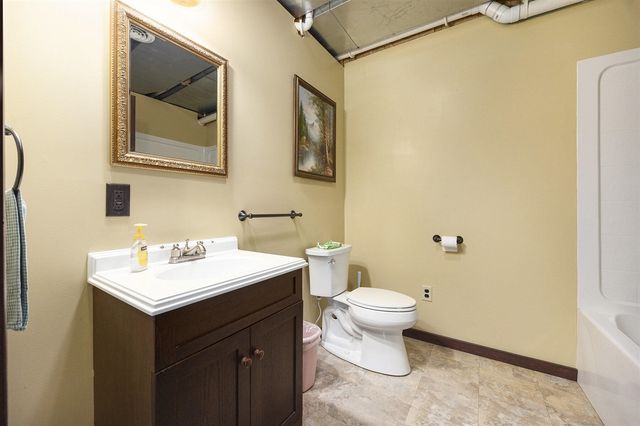 5957 S Landing Lane, Fremont, MI 49412