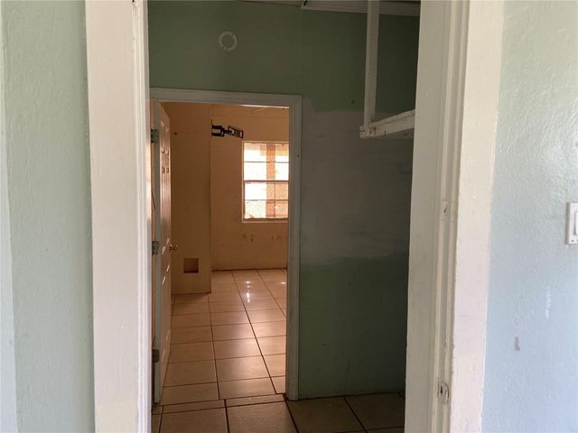 415 4TH AVENUE E, Bradenton, FL 34208